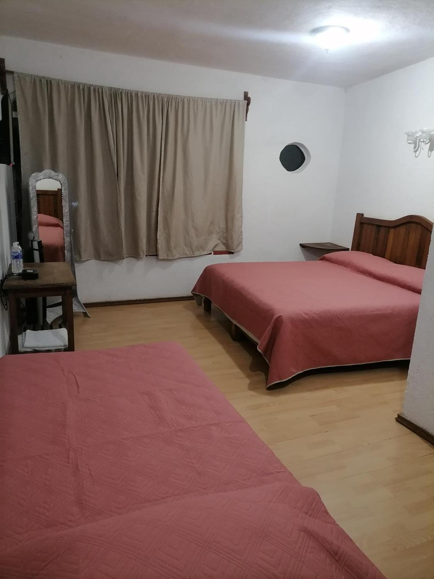 Posada Bugambilias Tepoztlán Buitenkant foto